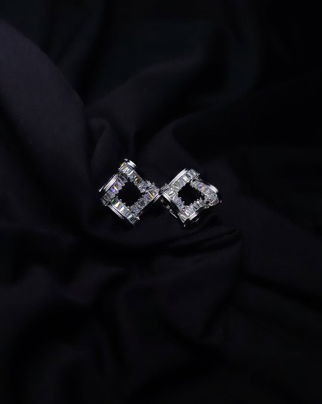 Square Zircon